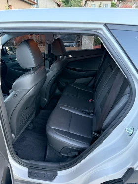 Hyundai Tucson 2.0 CRDi, снимка 10