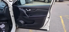 Nissan Qashqai 1.3 Facelift 360  Camera Бяла Перла  - 29999 лв. / 15338.25 € - 21932822 11