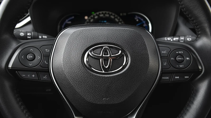 Toyota Rav4 2.5 Hybrid Active Drive Automatic, снимка 10 - Автомобили и джипове - 47148806