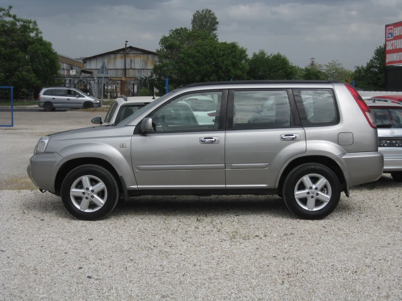 Nissan X-trail 2, 2 d 4WD, снимка 8 - Автомобили и джипове - 48045741