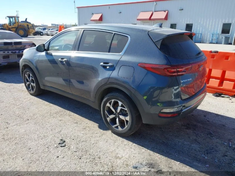 Kia Sportage 2.4L I-4 DI, DOHC, VVT, 181HP All Wheel Drive, снимка 8 - Автомобили и джипове - 48395816