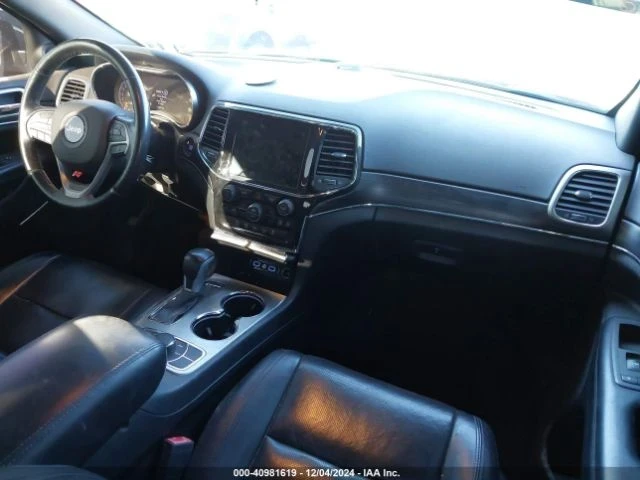 Jeep Grand cherokee, снимка 5 - Автомобили и джипове - 48784360