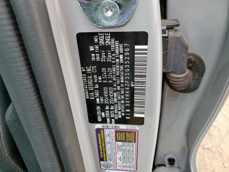 Kia Sorento 2.5L 4 Front-wheel Drive - изображение 6