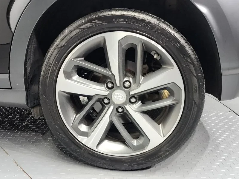 Hyundai Kona 1.6Т, снимка 5 - Автомобили и джипове - 54257133