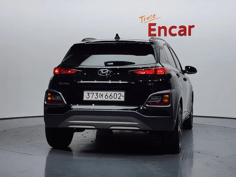 Hyundai Kona 1.6Т, снимка 4 - Автомобили и джипове - 54257133