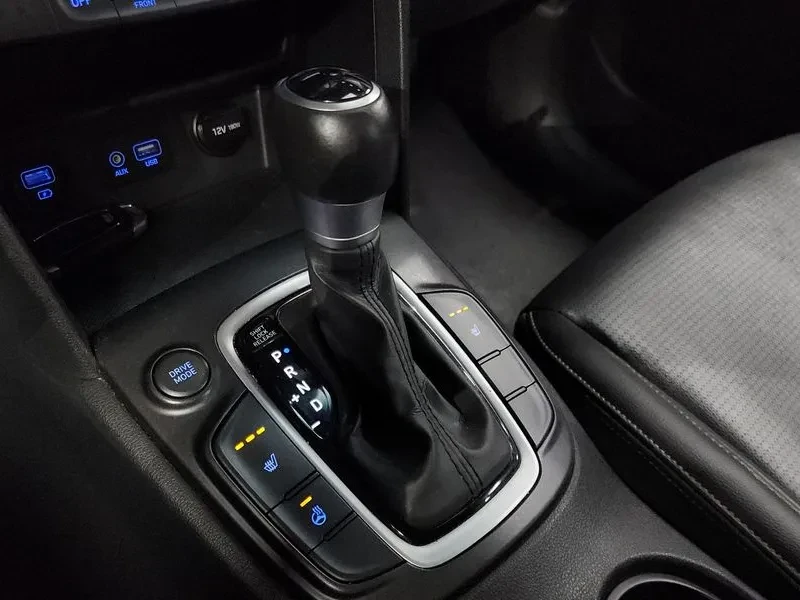 Hyundai Kona 1.6Т, снимка 9 - Автомобили и джипове - 54257133