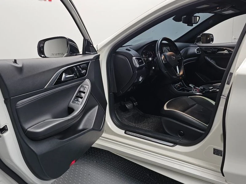 Infiniti Q30 2.0 Sport Proassist| 208�.�. | Mobile.bg � ����������� 10