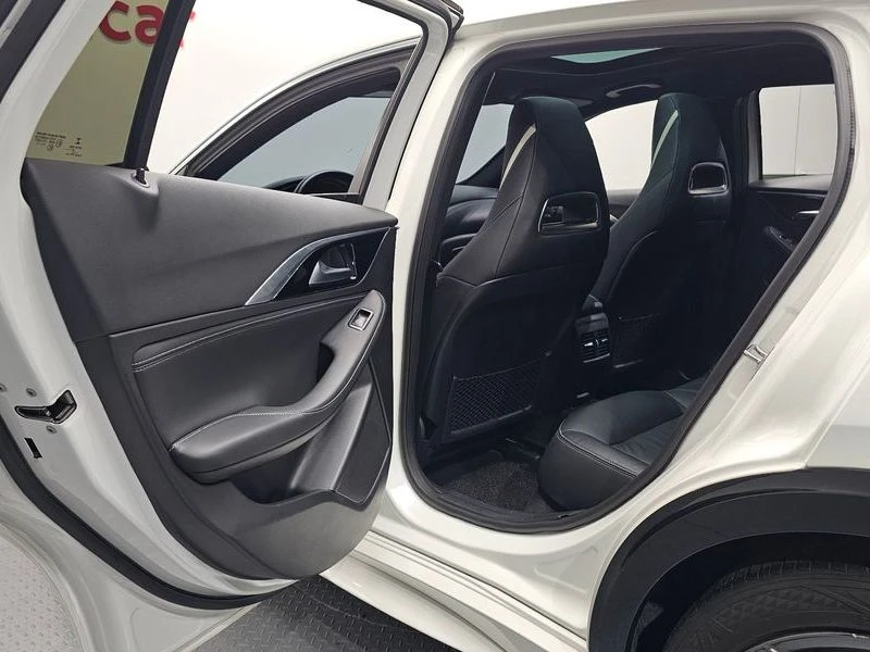Infiniti Q30 2.0 Sport Proassist| 208�.�. | Mobile.bg � ����������� 12