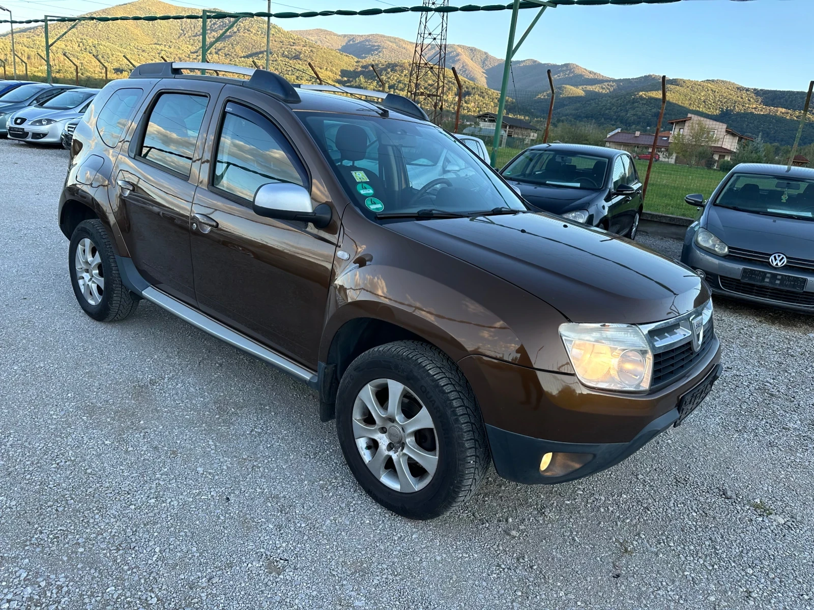 Dacia Duster 1.6 i - изображение 4