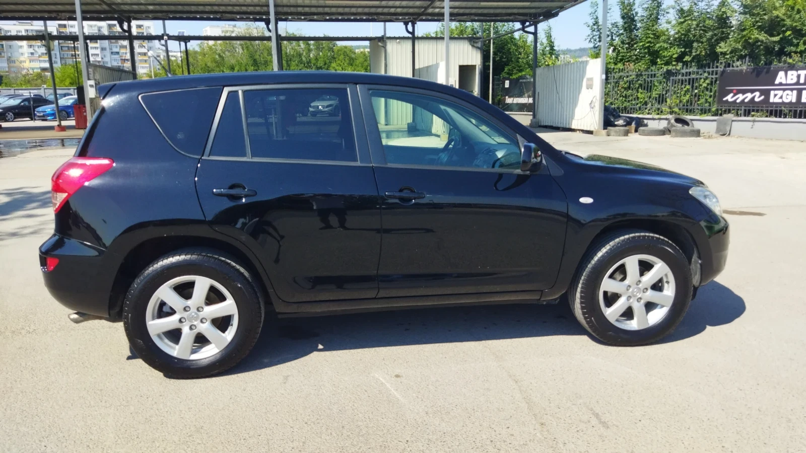 Toyota Rav4 2.0i 4х4 Швейцария - изображение 7