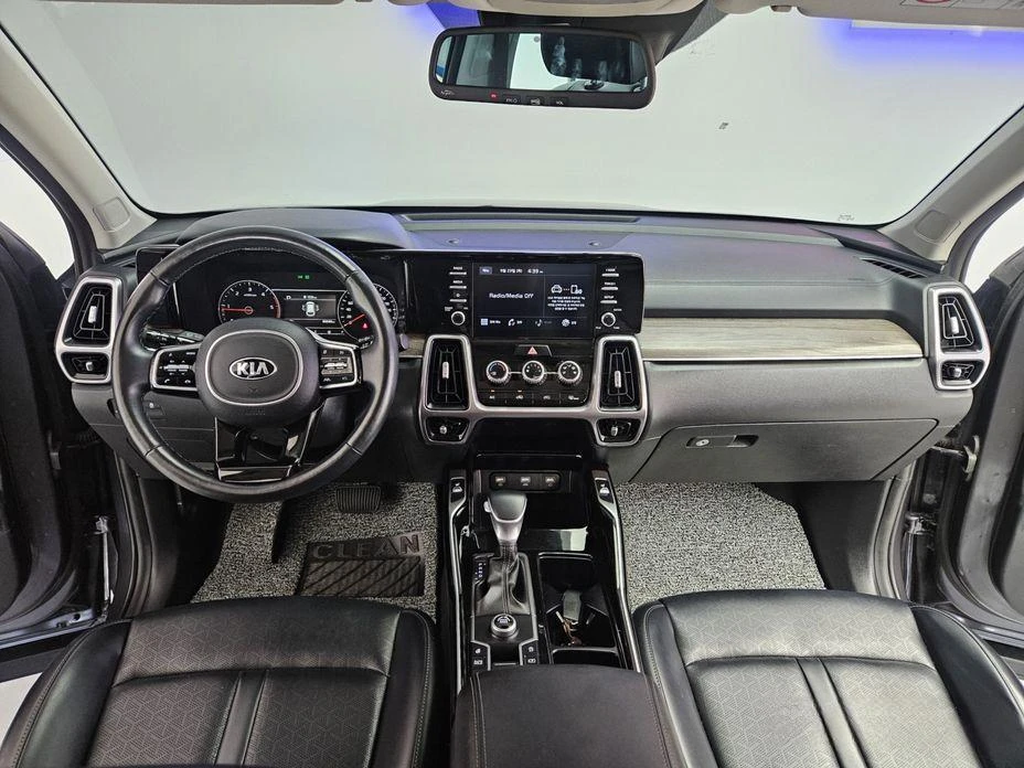 Kia Sorento Diesel 2.2 2WD Trendy * НАЙ-ДОБРА ЦЕНА В БЪЛГАРИЯ* - изображение 7