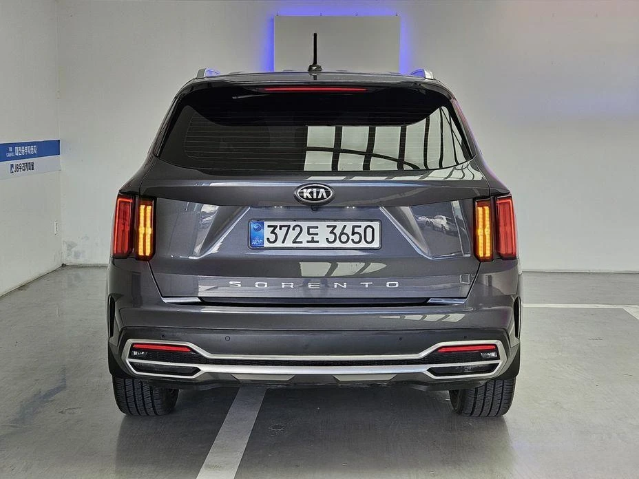 Kia Sorento Diesel 2.2 2WD Trendy * НАЙ-ДОБРА ЦЕНА В БЪЛГАРИЯ* - изображение 5