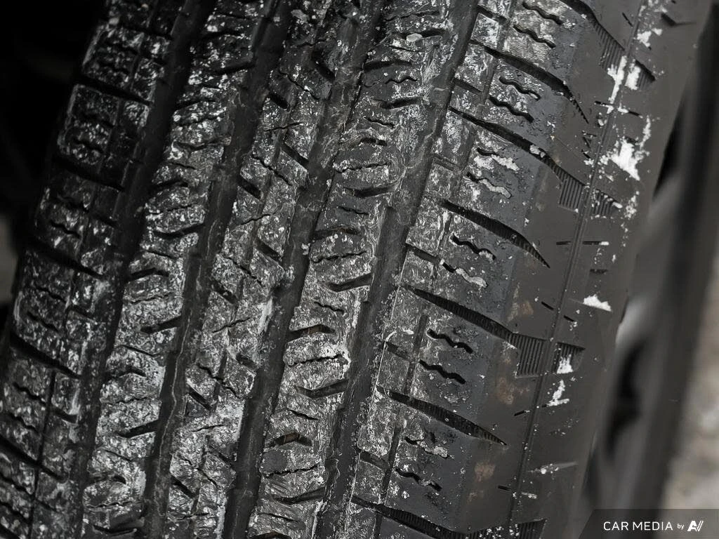 Jeep Wrangler Sport 2-Door 4WD | Mobile.bg   7