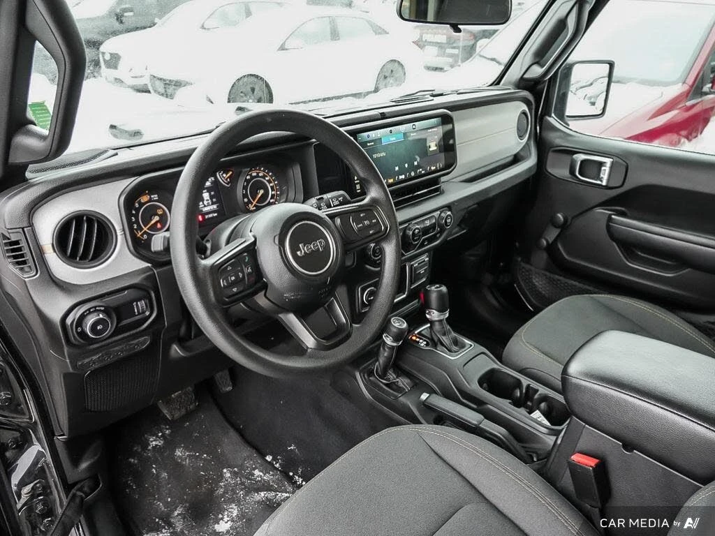 Jeep Wrangler Sport 2-Door 4WD | Mobile.bg   8