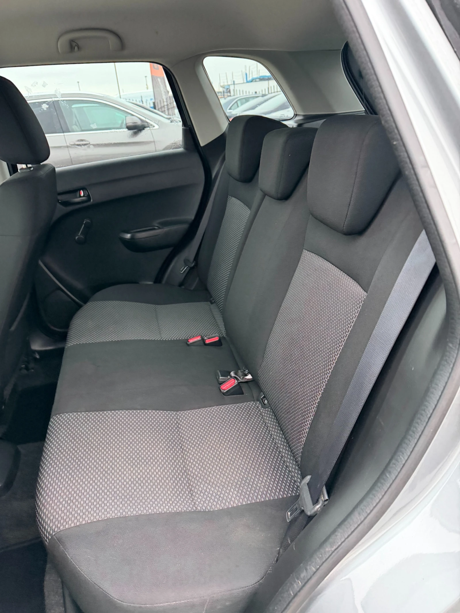 Suzuki Vitara 1.6DDiS EURO 6 | Mobile.bg � ����������� 11