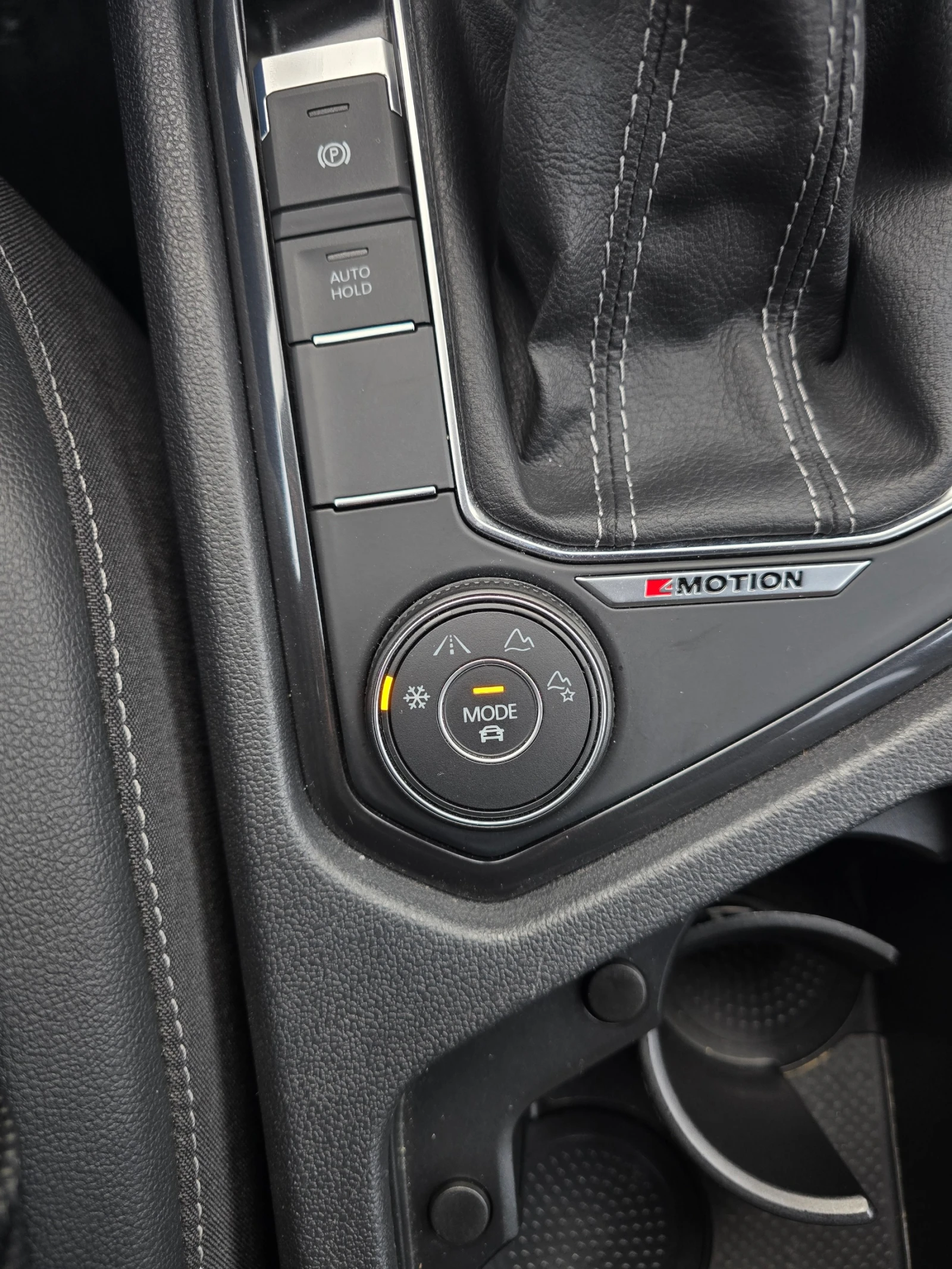 VW Tiguan 2.0 TSI/R-LINE/ALLSPACE/7 места, снимка 17 - Автомобили и джипове - 53736283