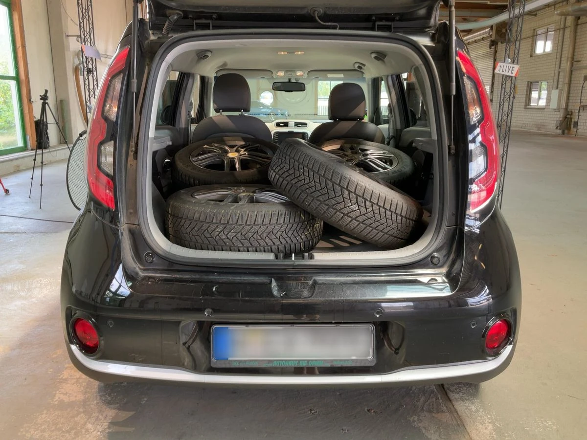 Kia Soul ОЧАКВАН ВНОС СМЯНА НА ЦВЯТ 1000евро, снимка 16 - Автомобили и джипове - 54793065
