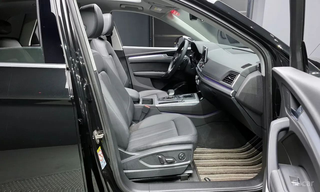 Audi Q5 FY 45 TFSI quattro | Панорама | Кожа | LED | , снимка 11 - Автомобили и джипове - 54995731