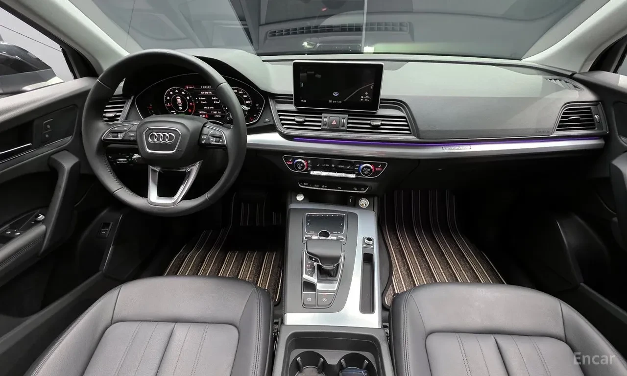 Audi Q5 FY 45 TFSI quattro | Панорама | Кожа | LED | , снимка 7 - Автомобили и джипове - 54995731