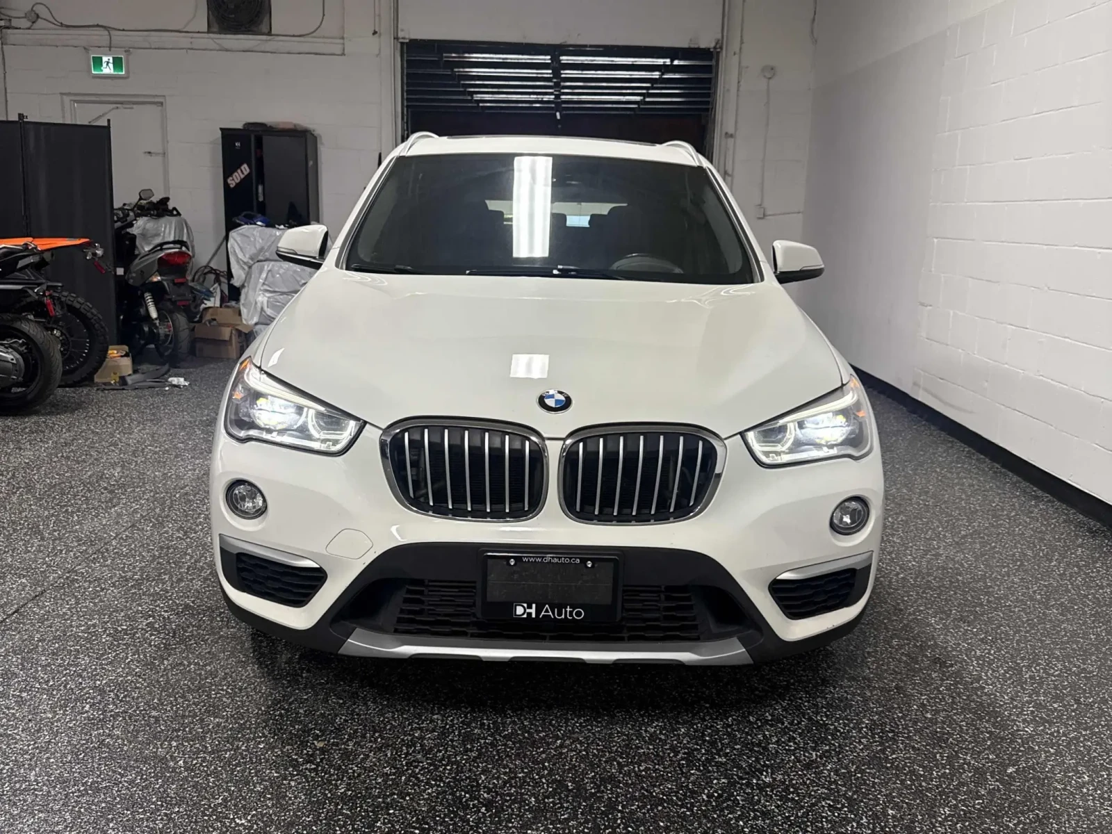 BMW X1 xDrive28i ЦЕНА ДО БЪЛГАРИЯ АВТОКРЕДИТ, снимка 2 - Автомобили и джипове - 55643287