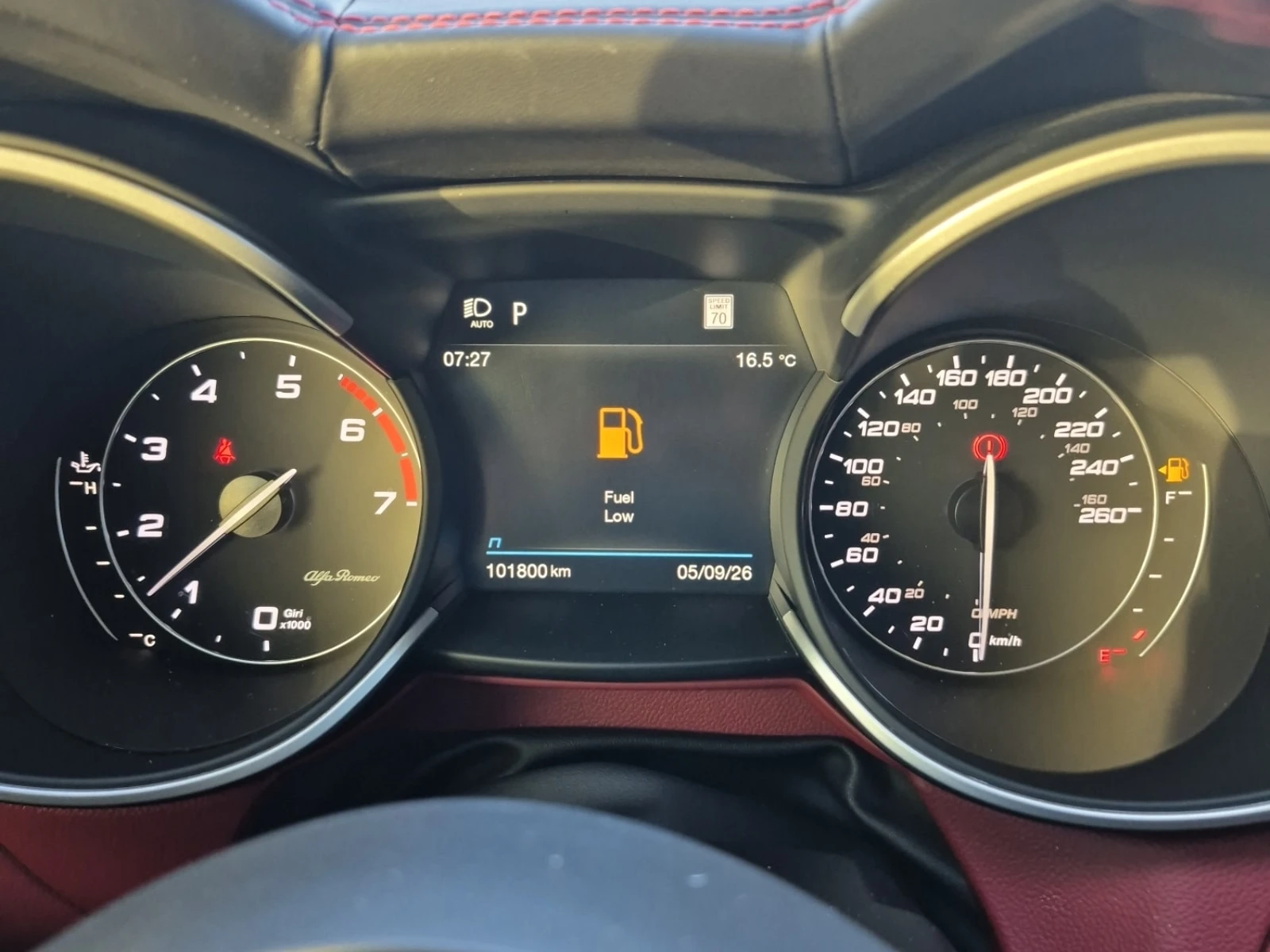 Alfa Romeo Stelvio * TI SPORT * АВТОКРЕДИТ * ГЛАВНО ПРЕДСТАВИТЕЛСТВО, снимка 9 - Автомобили и джипове - 56069053