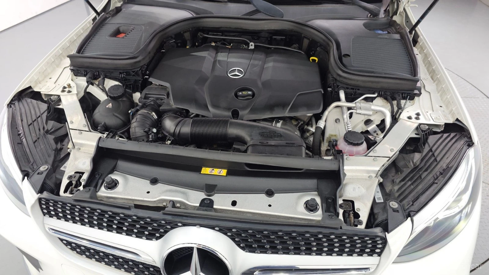 Mercedes-Benz GLC 220 4MATIC AMG PKG| 360| ПАНО| ПОДГРЕВ, снимка 15 - Автомобили и джипове - 56163321