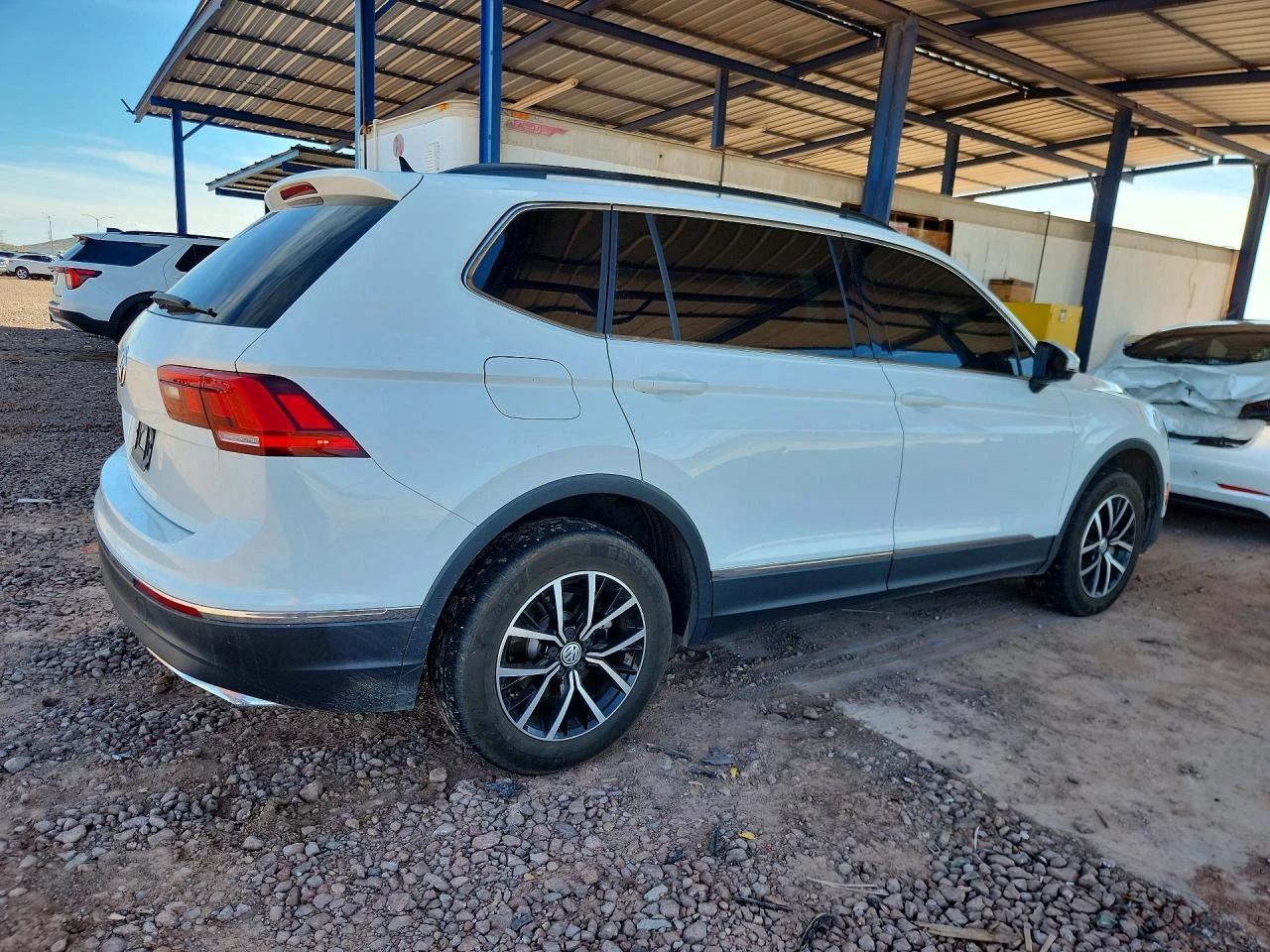 VW Tiguan 2.0l Volkswagen Se, снимка 3 - Автомобили и джипове - 56216408