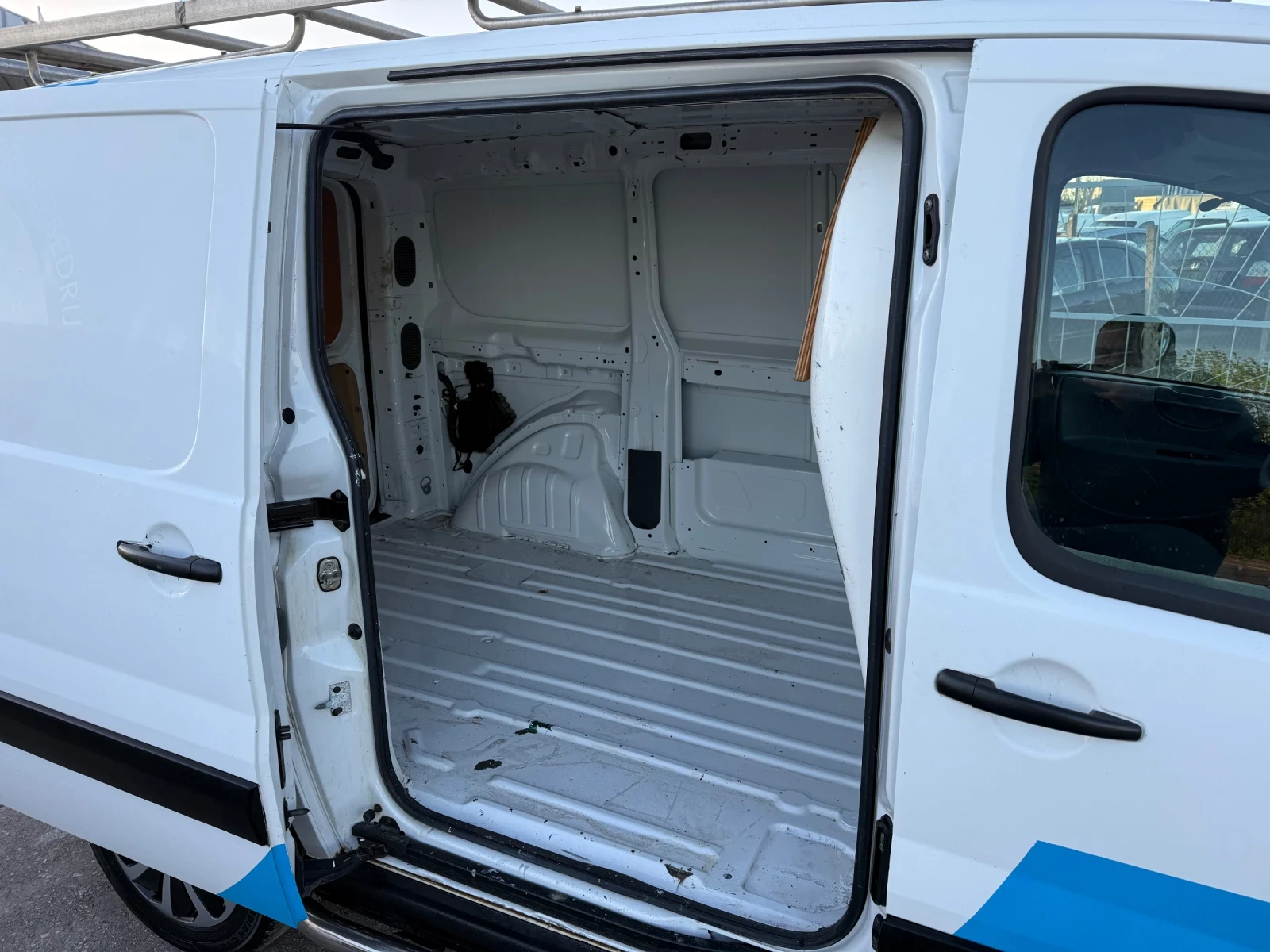 Peugeot Expert 2.0HDI - изображение 9
