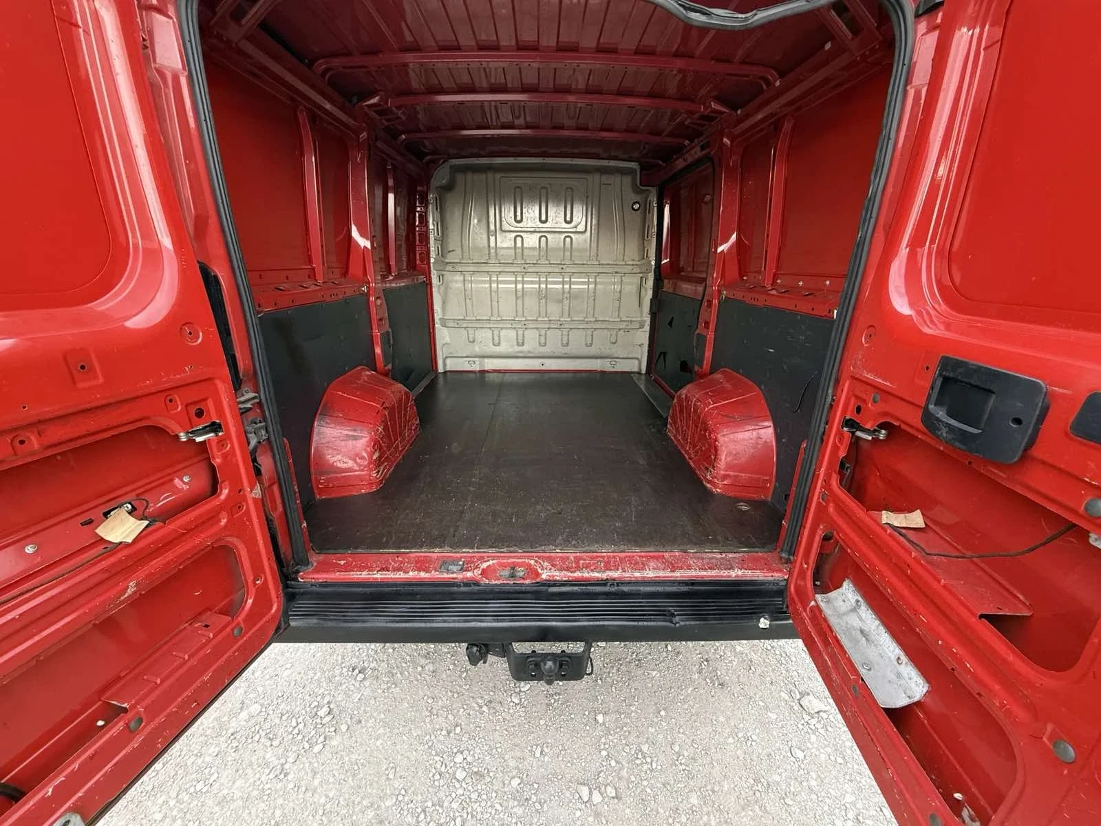 Peugeot Boxer 2.2 HDI - изображение 10