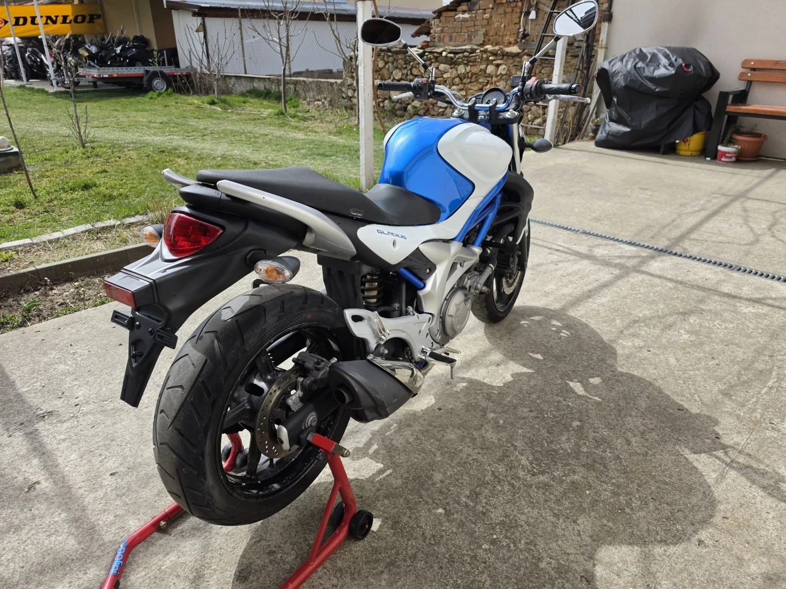 Suzuki Gladius 650i, снимка 5 - Мотоциклети и мототехника - 53901984