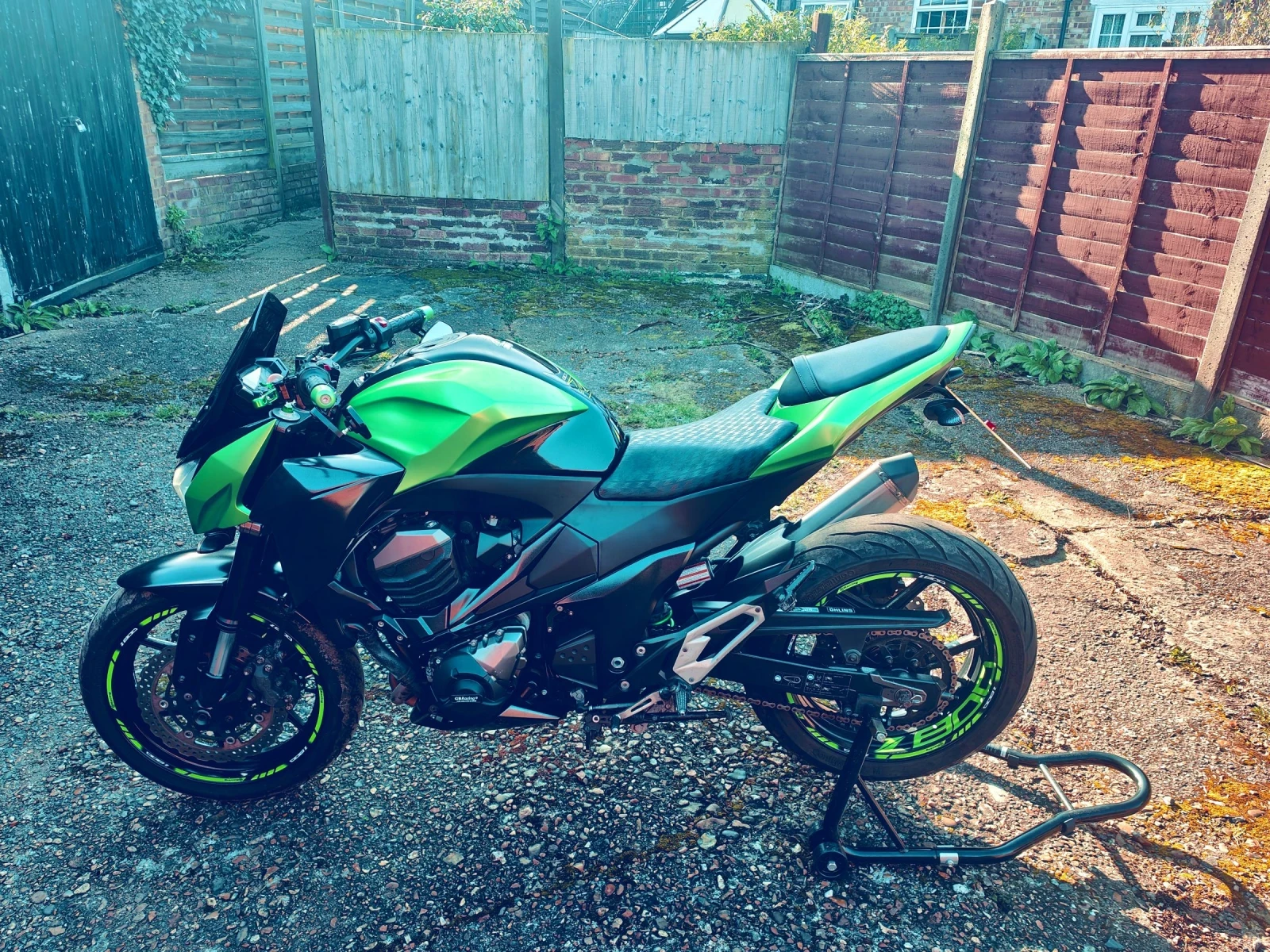 Kawasaki Z 800, снимка 4 - Мотоциклети и мототехника - 54385837