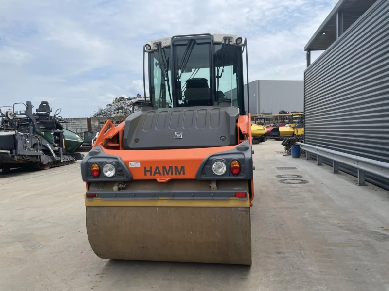 Валяк Hamm HD+ 110i VV, снимка 3 - Индустриална техника - 52835264