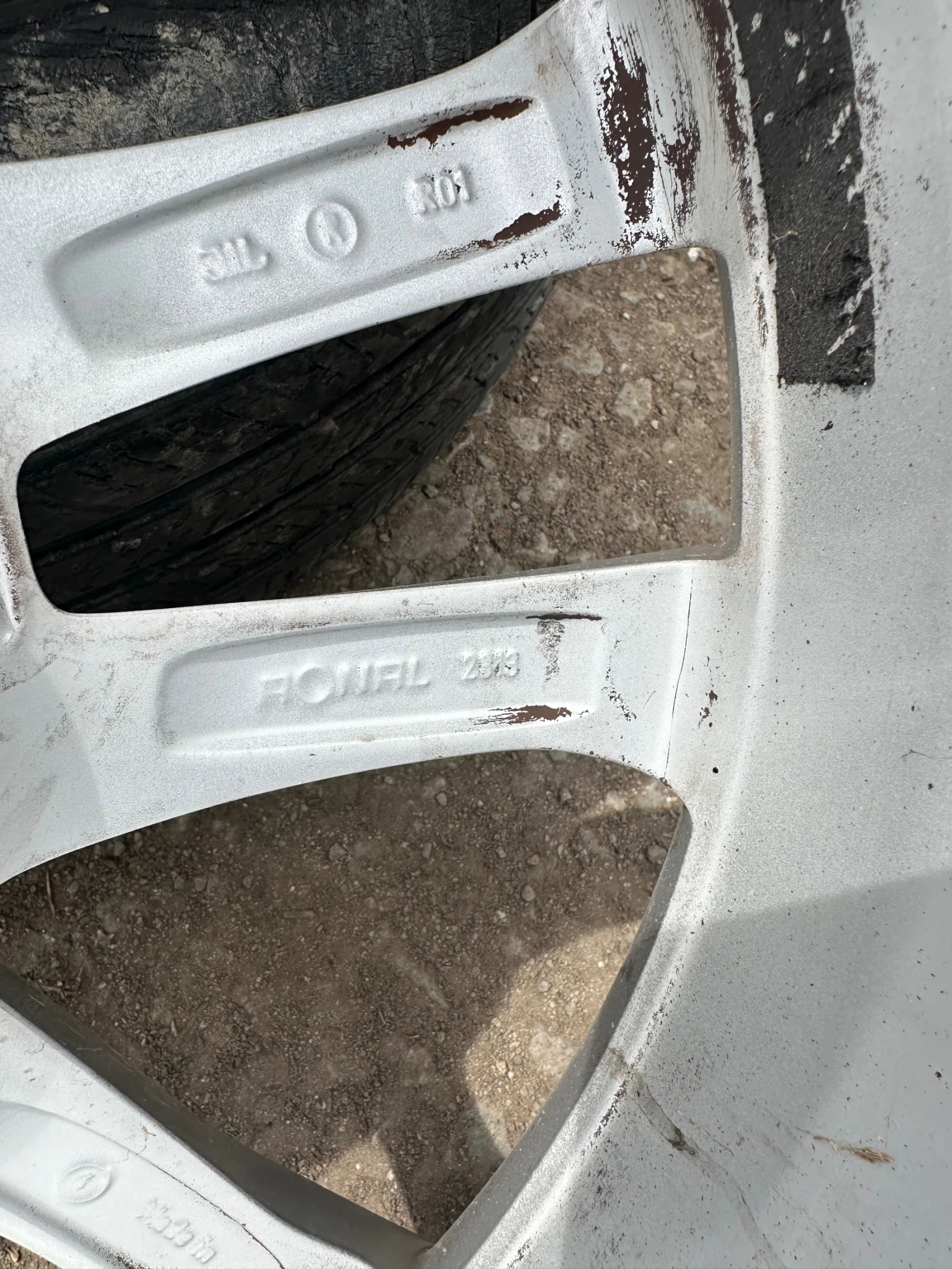    235/50R18  Audi Q3 | Mobile.bg   12