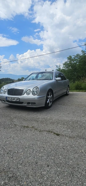 Mercedes-Benz E 270 CDI, снимка 1