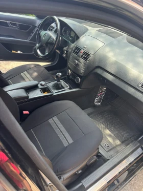 Mercedes-Benz C 180, снимка 8