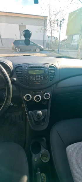 Hyundai I10 1.1 Газ, снимка 6