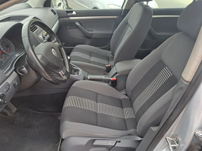 VW Golf 1.6.GPL.102ks, снимка 7 - Автомобили и джипове - 44702201