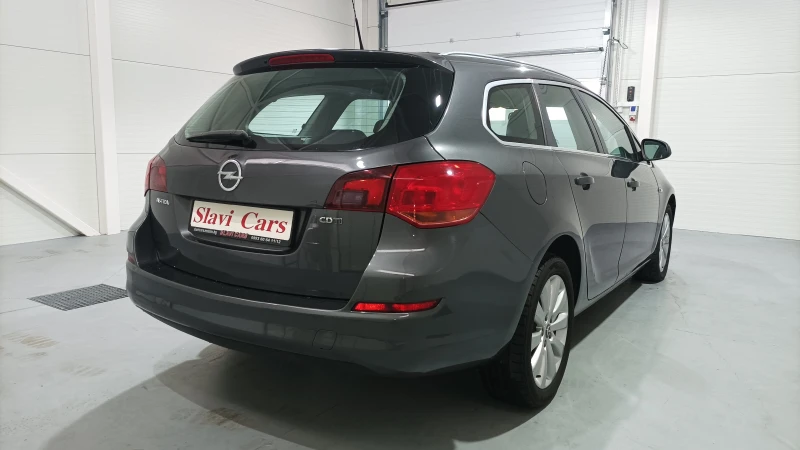 Opel Astra 1.7 d, снимка 6 - Автомобили и джипове - 47556764