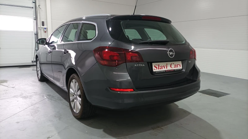 Opel Astra 1.7 d, снимка 8 - Автомобили и джипове - 47556764