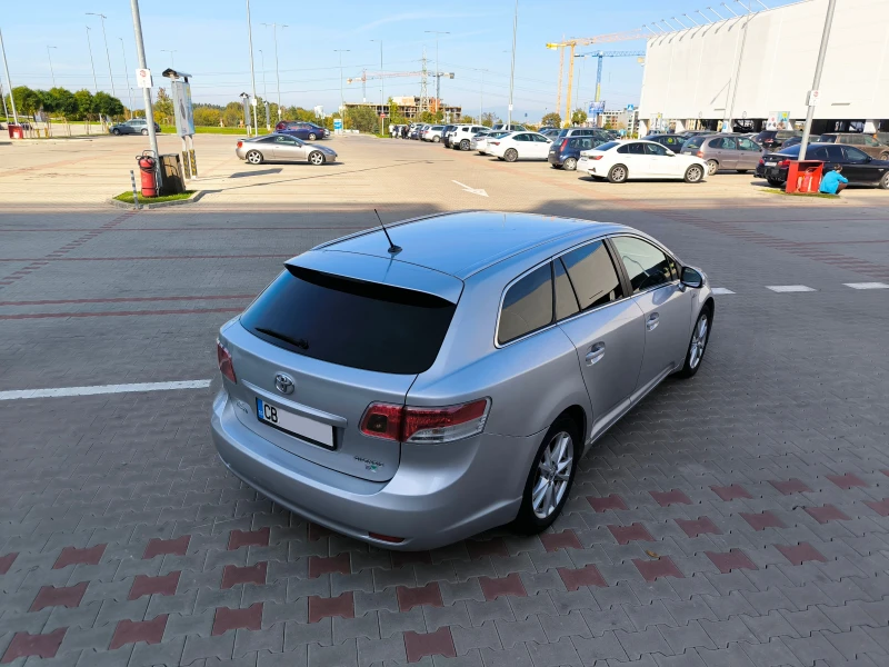 Toyota Avensis 2.2 D-CAT, 150 hp, снимка 9 - Автомобили и джипове - 47569272