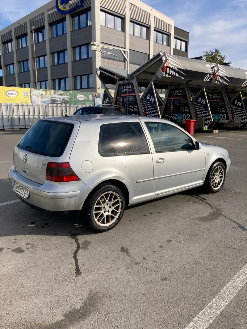 VW Golf, снимка 8 - Автомобили и джипове - 47621268