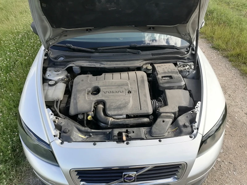 Volvo C30 1.6HDI, снимка 10 - Автомобили и джипове - 51174581