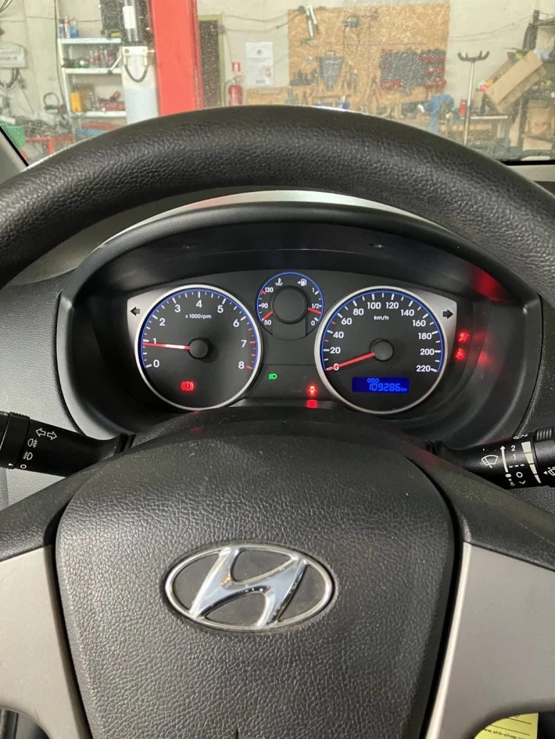 Hyundai I20, снимка 4 - Автомобили и джипове - 49292935