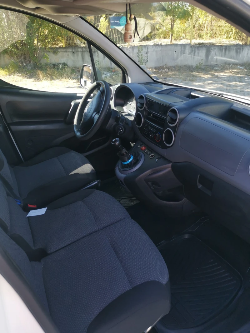 Citroen Berlingo, снимка 8 - Автомобили и джипове - 51910548