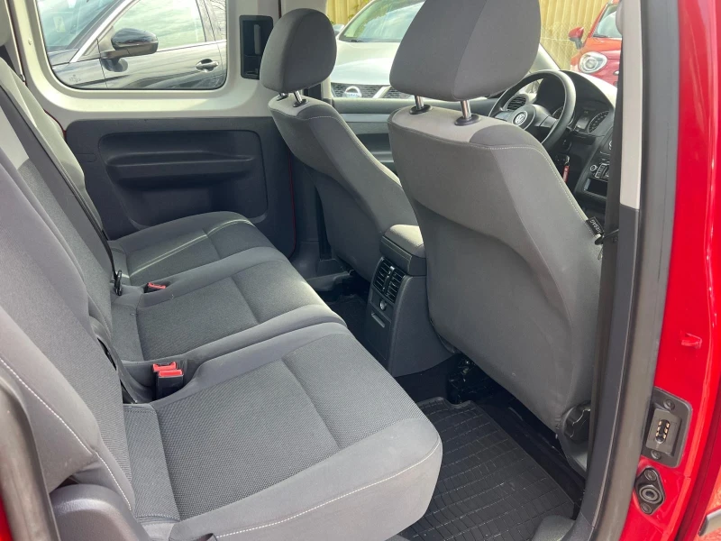 VW Caddy Life пътник, снимка 6 - Автомобили и джипове - 52132344