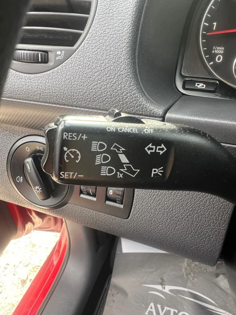 VW Caddy Life пътник, снимка 15 - Автомобили и джипове - 52132344