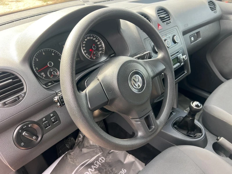VW Caddy Life пътник, снимка 12 - Автомобили и джипове - 52132344