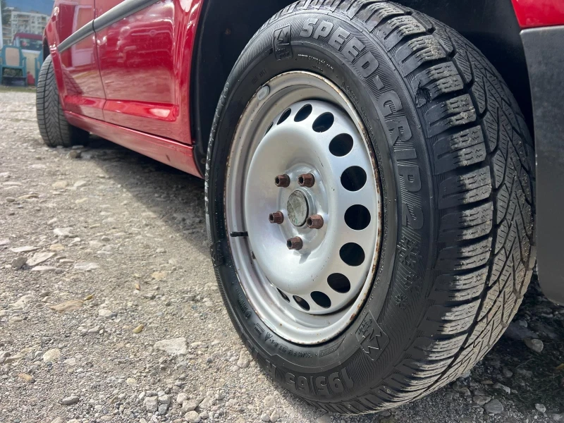 VW Caddy Life пътник, снимка 16 - Автомобили и джипове - 52132344