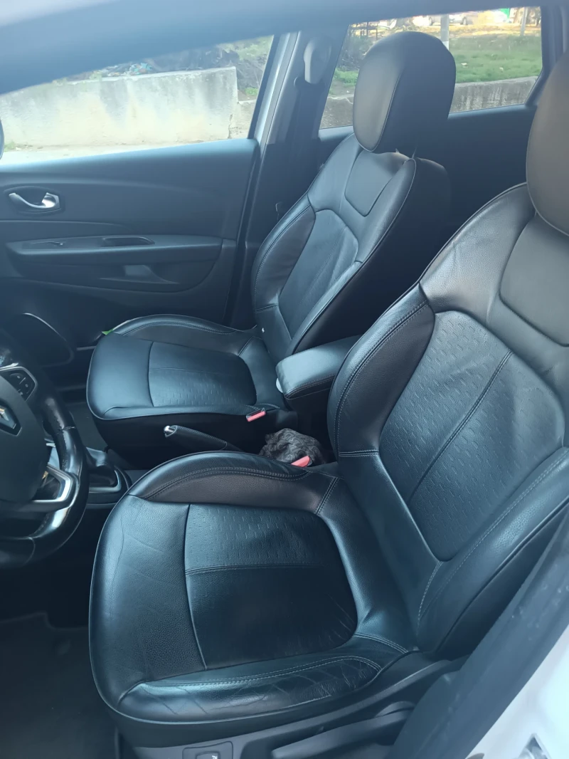 Renault Captur Dci, снимка 9 - Автомобили и джипове - 52434237