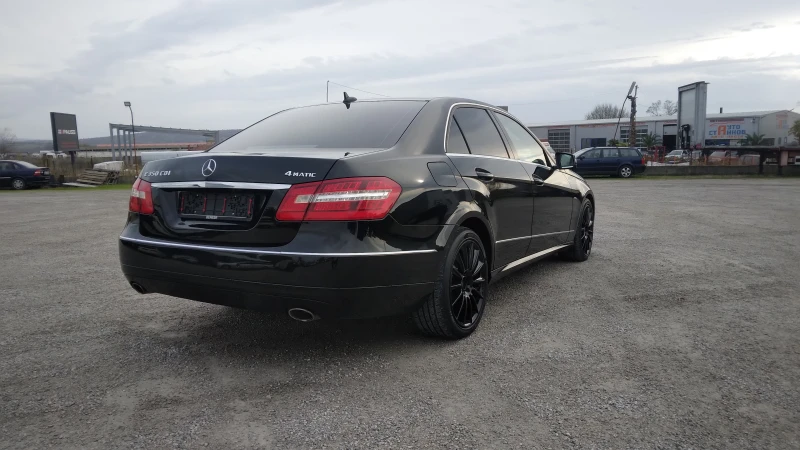 Mercedes-Benz E 350 Mercedes-Benz E-Klasse E 350 CDI 4Matic BlueEffici, снимка 3 - Автомобили и джипове - 52472937